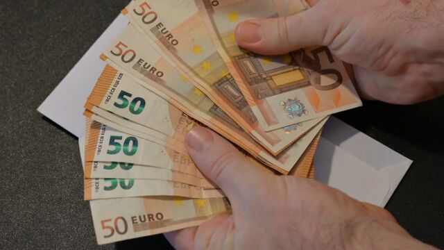 За семействата с деца: От 200 до 600 евро данъчни облекчения за разходи за спорт и учене