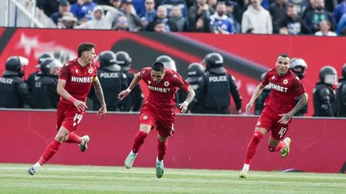 Кошмара след гол №3 срещу Левски: Супер асистенция на Лапоухов