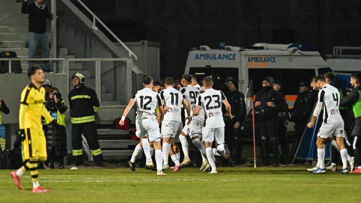 Локо излъга Ботев и стана последният полуфиналист за Купата