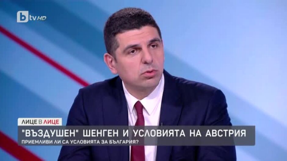 Ивайло Мирчев: Николай Денков и Мария Габриел се справят доста добре с управлението