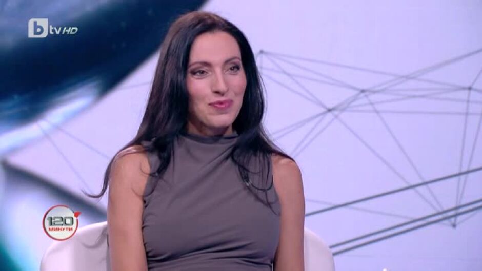 В главната роля: Ивет Лалова