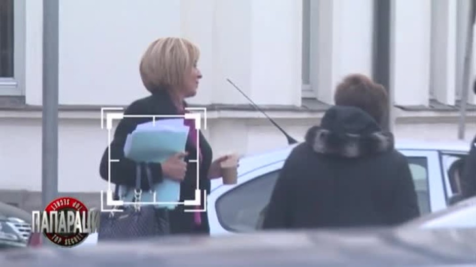 Мая Манолова vs. Ана Баракова