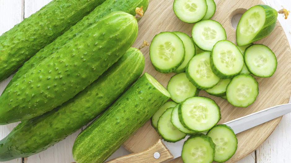 Не изхвърляйте горчивите краставици! Този трик ще оправи вкуса им