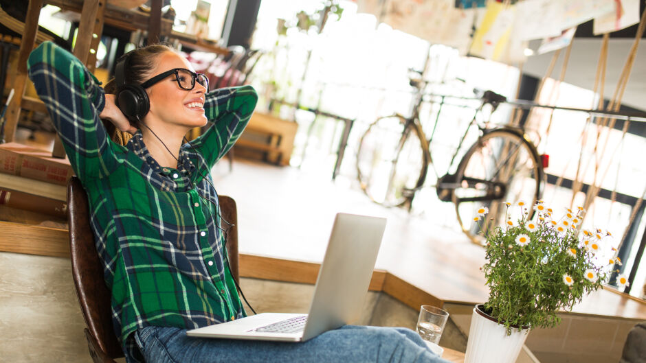 Уикендът може да започва! 10-те най-надъхващи песни според науката (ВИДЕО)