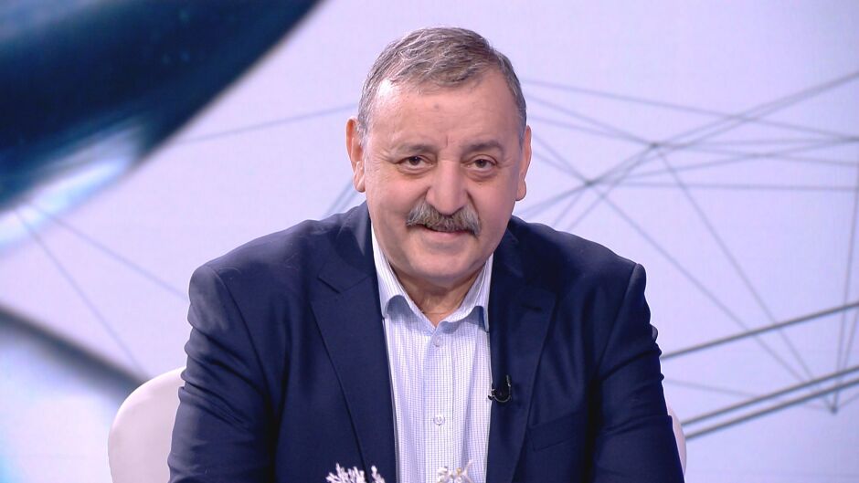 Прадядо на проф. Кантарджиев  участвал в Априлското въстание