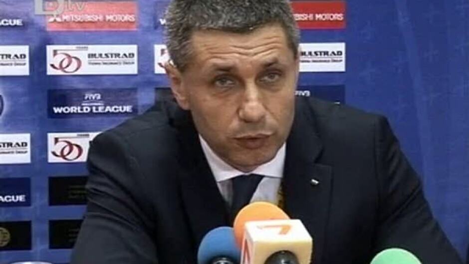 Стойчев: Бихме ги, а са по-силни от нас