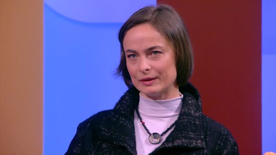 "Търси се... Какво не видяхте": Как роля в представление помага на Йоана Буковска-Давидова да се справи със скръбта от загубата на майка си?