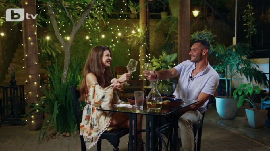 Един за друг ли са Елеонора и Крис? (ВИДЕО)