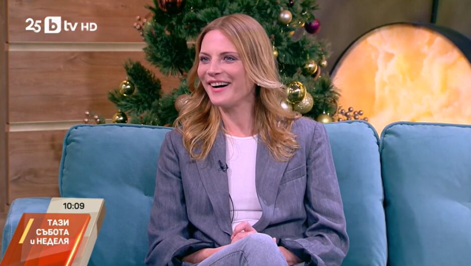 "Най-добрата реклама е от уста на уста": Теодора Духовникова за триумфа на "Глембаеви" (ВИДЕО)