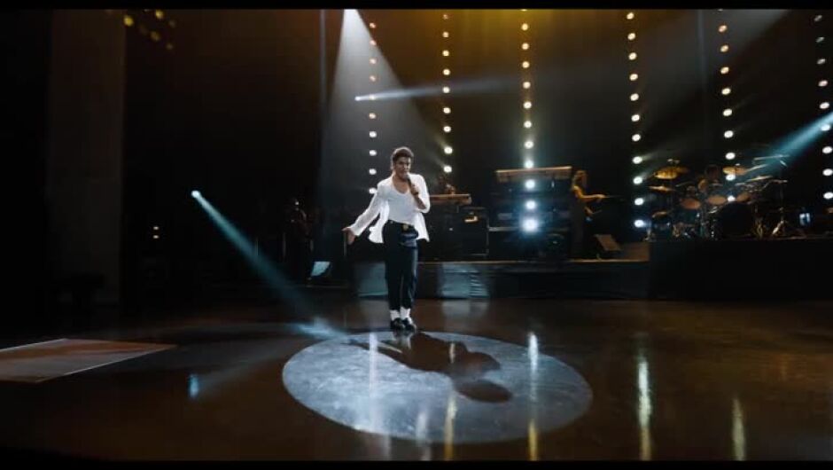 "Майкъл" разкрива истинската история на легендарния Крал на попа (СНИМКИ + ВИДЕО)