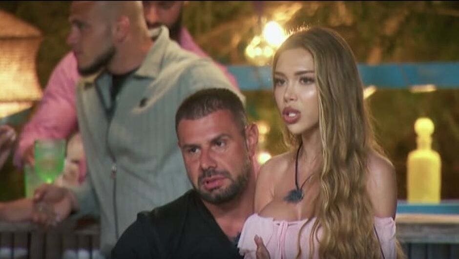 21-вата "мацка" в "Ергенът: Любов в рая", която никой не забеляза, че е бременна (ВИДЕО)