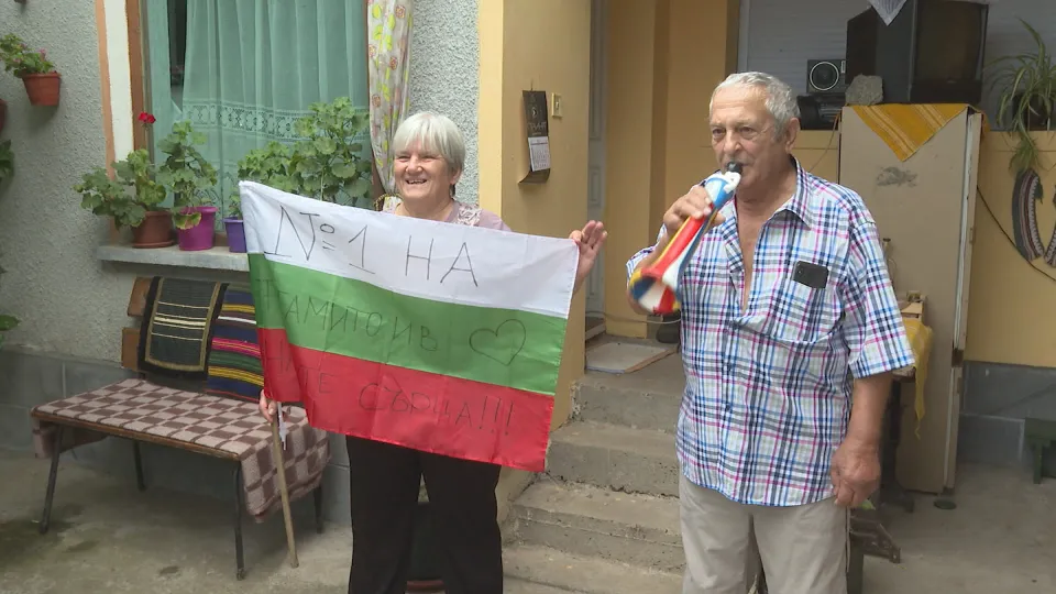 Ивет, нейните 180 медала и сълзите в Долна Митрополия (ВИДЕО)