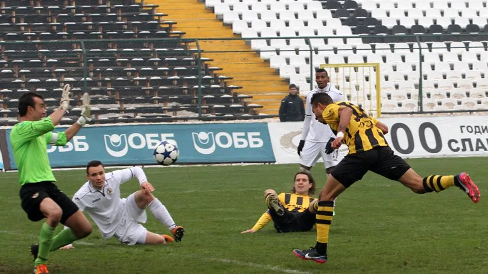 Славия отнесе Ботев Пловдив с 3:0