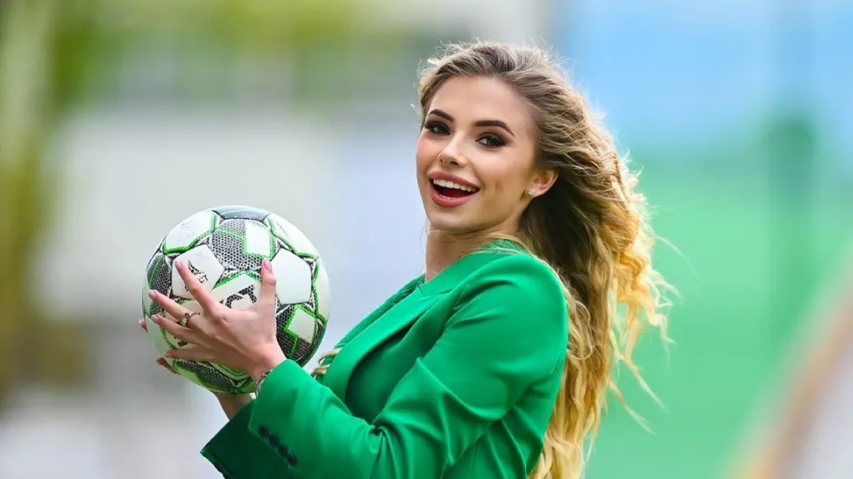 Дария Савина, която иска да превземе европейското