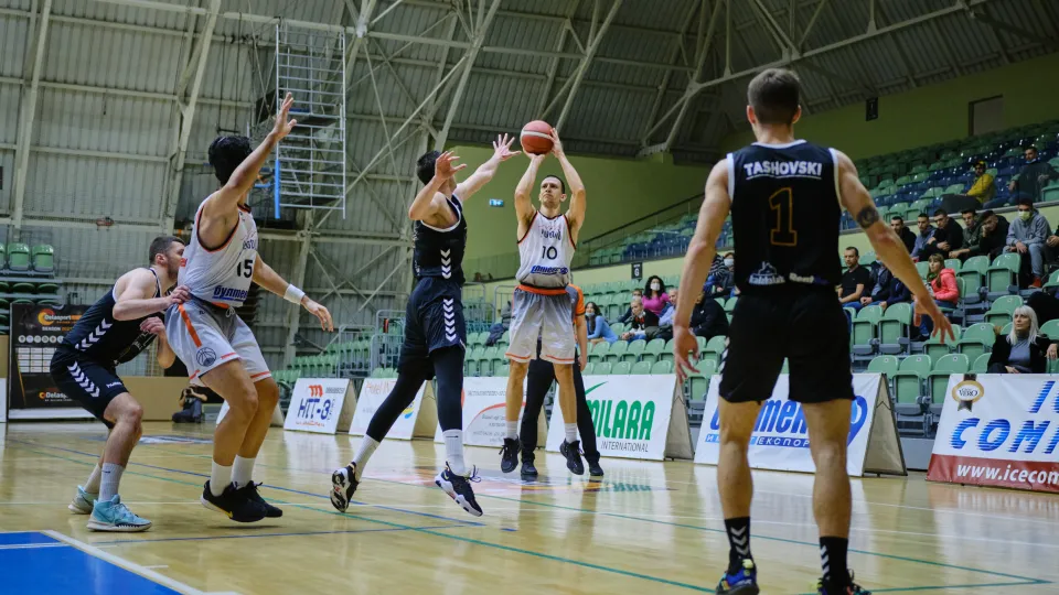 Първа загуба за 