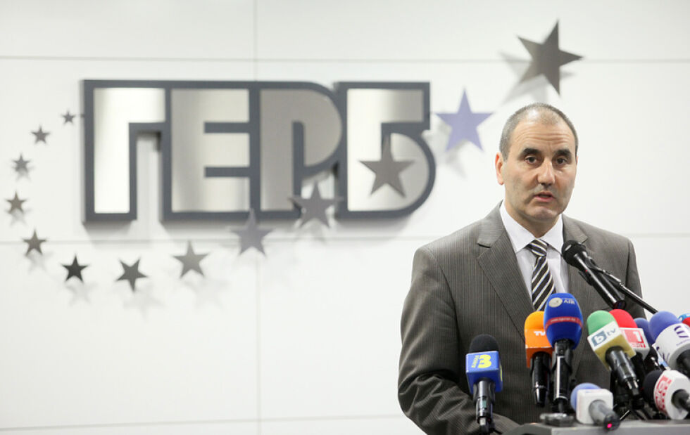 ГЕРБ одобрява проф. Близнашки за служебен премиер