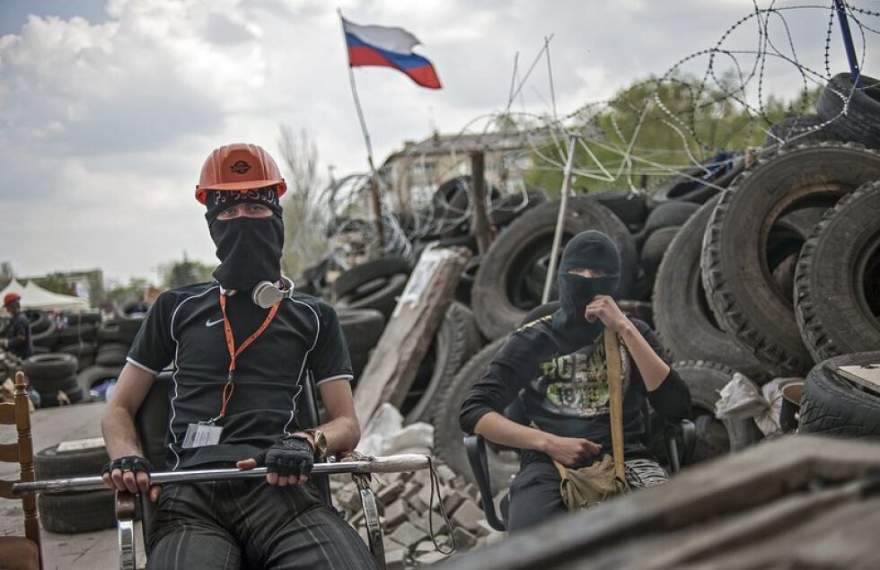 Киев: Русия може да прати затворници да се сражават в Донбас