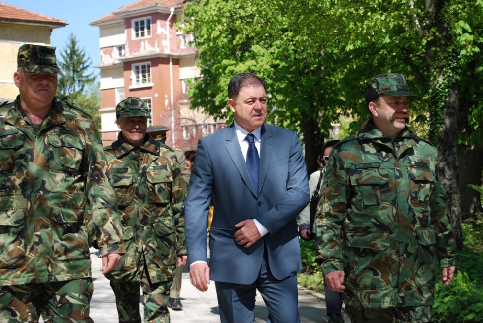 КТБ изяла парите за нови изтребители и модернизация на армията