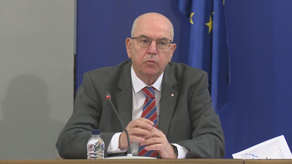 Гигов: Към момента 620 375 души са получили първа доза от ваксина срещу COVID-19