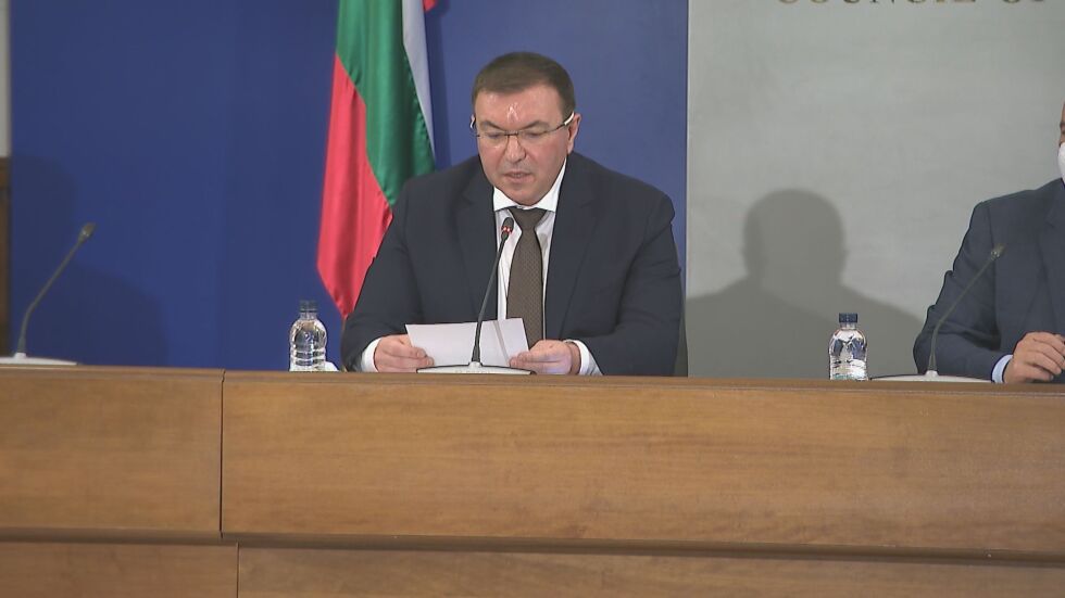 Ангелов: Вече постигнахме колективен имунитет при лекарите