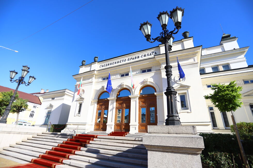Изборът за председател на НС: Двете най-големи сили със съгласие за Росен Желязков