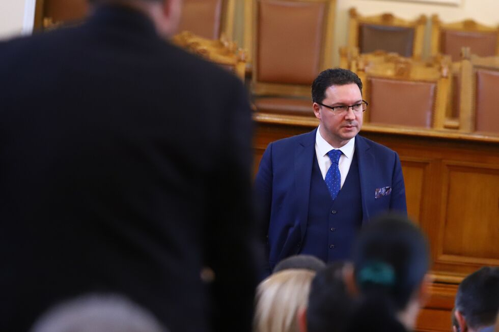 ГЕРБ продължават да виждат възможност за правителство с ПП-ДБ