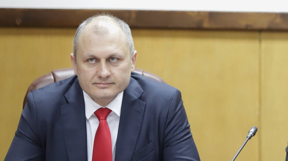 Кой е Валентин Мундров – министър на електронното управление