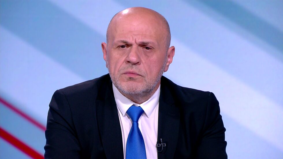 Томислав Дончев за ДПС: Има опасност двустранна коалиция да предизвика разделение в обществото