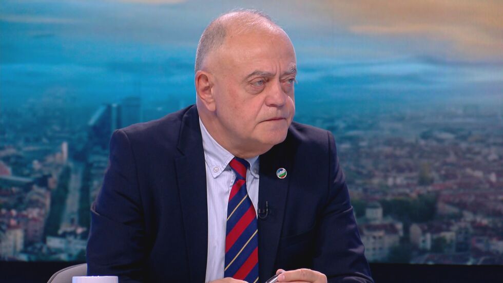 Атанасов: ГЕРБ и ДПС искат Живко Коцев извън МВР, за да си осигурят чадър за вота