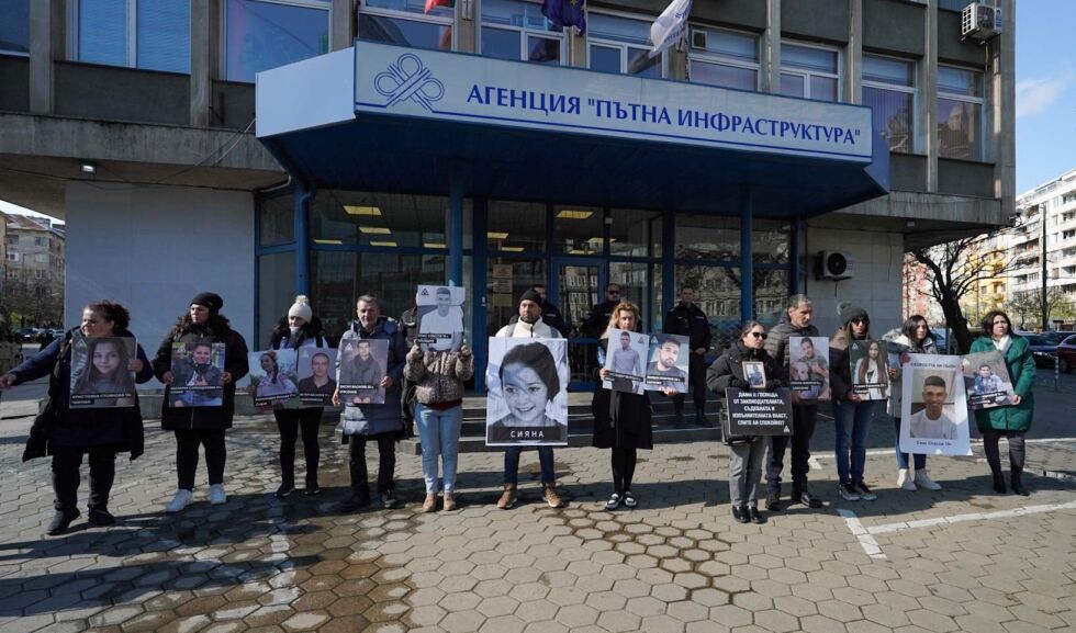 Две експертизи ще изясняват причините за катастрофата, при която загина Сияна