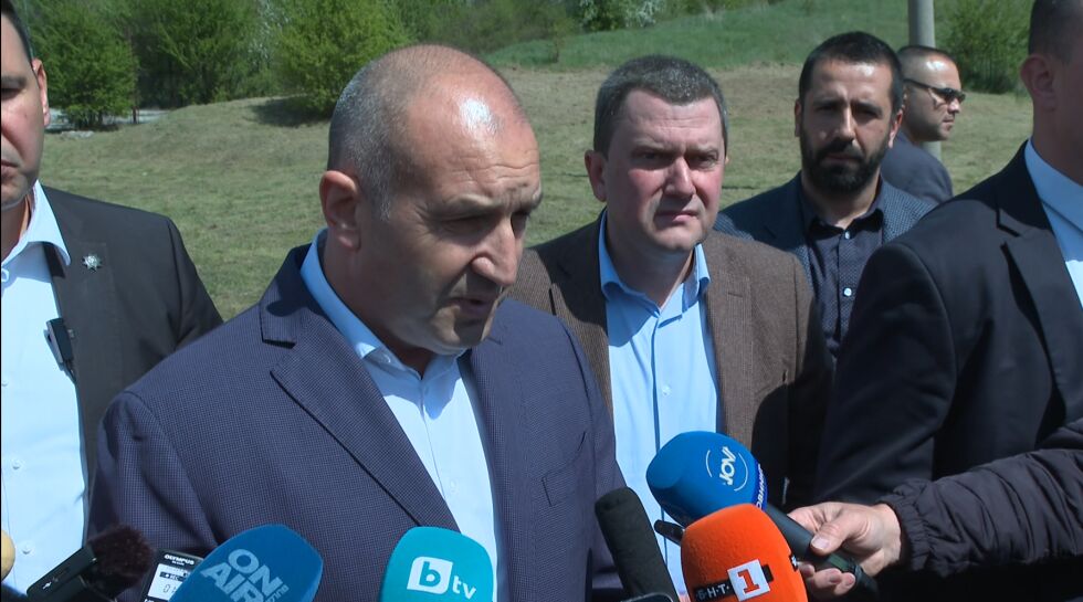 Румен Радев: Не се съмнявам, че Демерджиев ще се защити срещу атаките