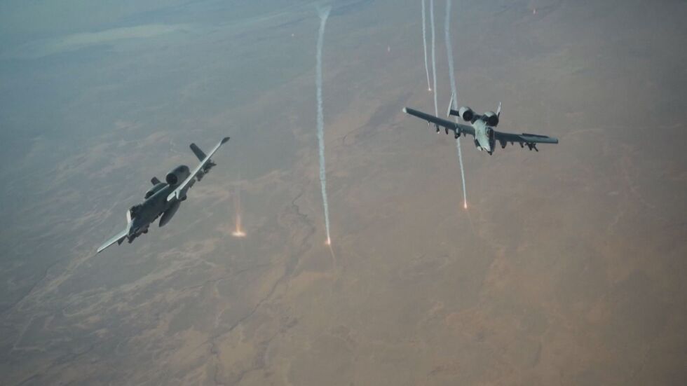 Войната в Близкия изток: Издирват пилота от сваления изтребител F-15
