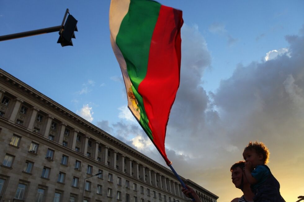 Защитници и противници на властта в навечерието на „Голямото посрещане”