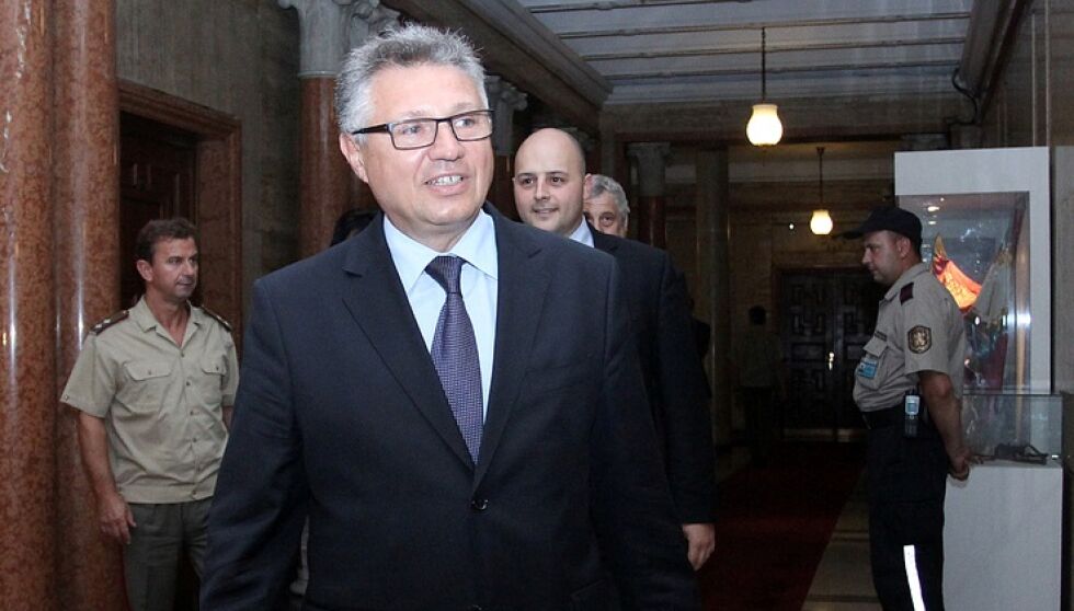 Документът, обявил Русия за заплаха, бе оттеглен за редакция