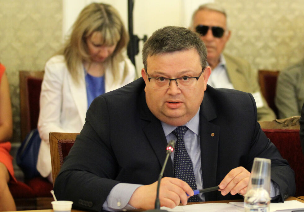 Главният прокурор ще наблюдава лично разследването на опожарените сгради в Пловдив
