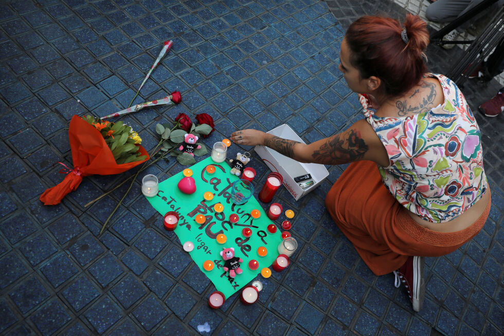 Терористична клетка от поне 8 души е отговорна за атаките в Испания