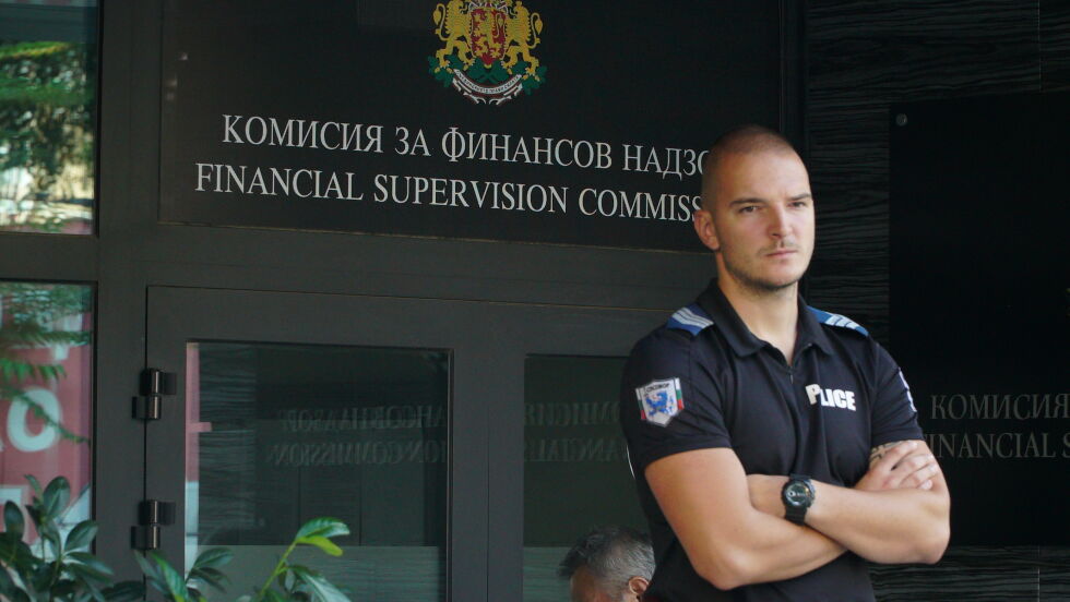 Изтича срокът, в който КФН трябваше да внесе доклад за „Олимпик” в парламента