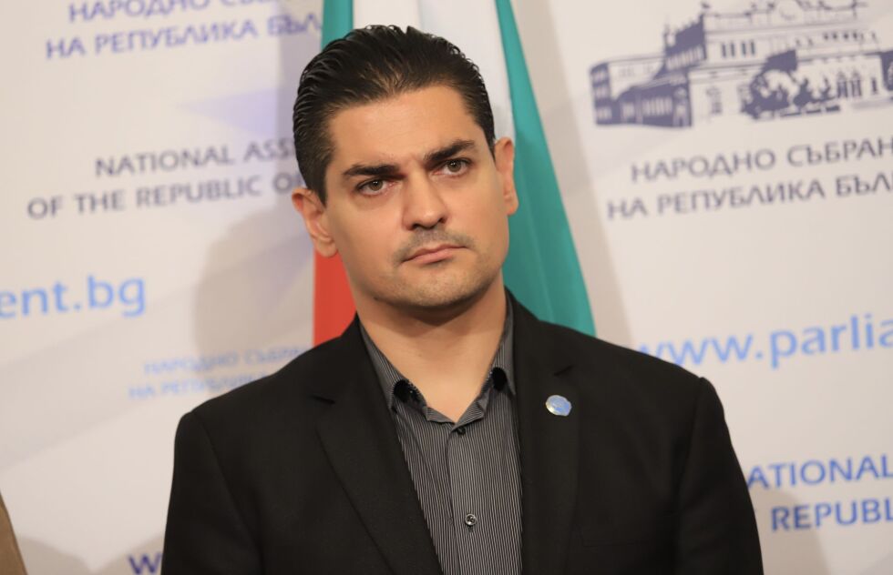 Иван Гешев поиска сваляне на имунитета на Радостин Василев