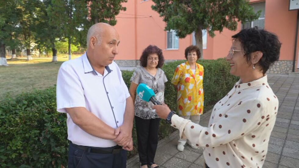 Училище с почти 100% ваксинирани педагози в с. Бежаново: Как бяха мотивирани учителите?