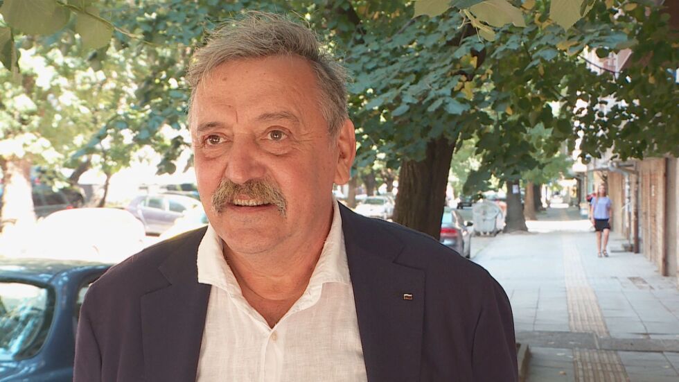 Кантарджиев за затягането на мерките: Не бива да са крути, но да са за възпитаните хора