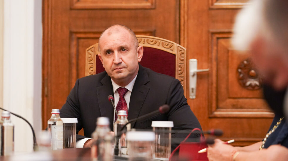Президентът започва консултации за съставяне на правителство
