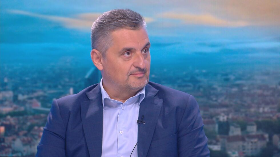 Кирил Добрев: Заради поведението на БСП „Възраждане“ може да са втори