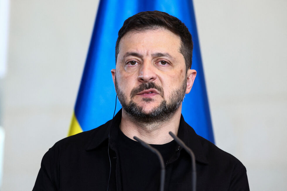 Зеленски: Русия умишлено е изчакала лоши метеорологични условия, преди да извърши масирана атака 