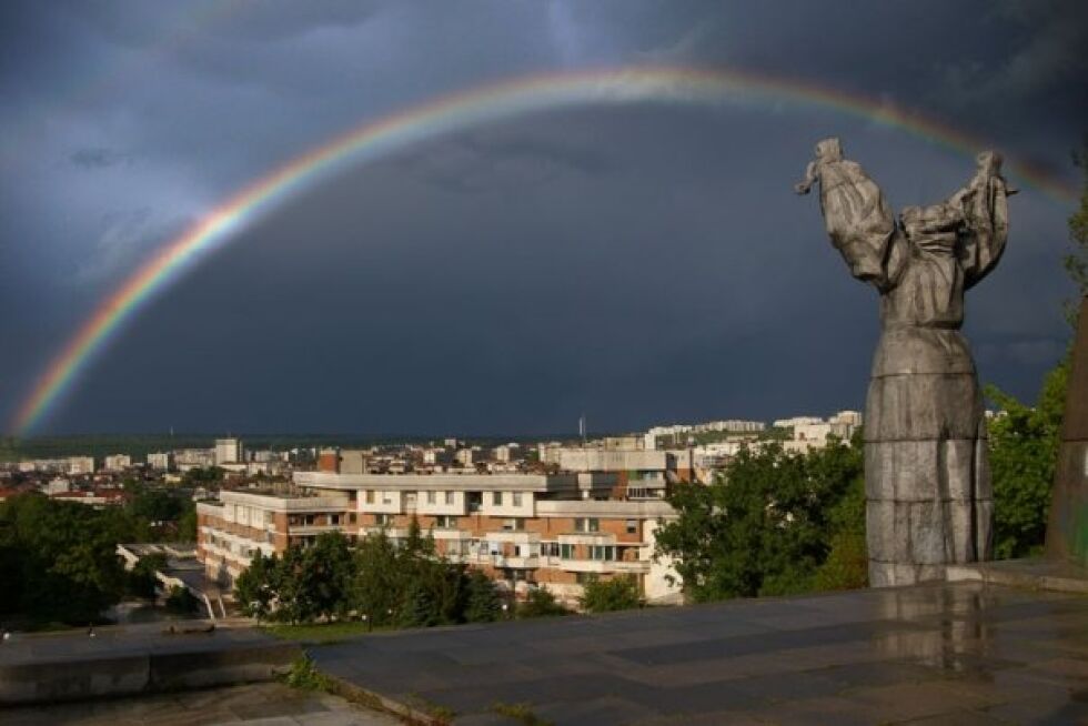 Плевен - във възход или "в орбита на падане"