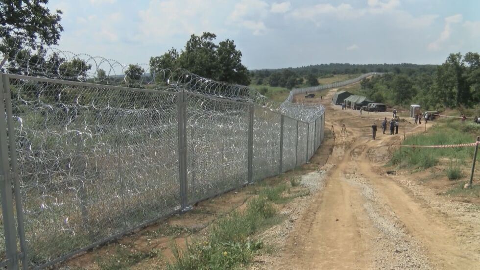 Петима мигранти от центъра за временно настаняване в Любимец са с COVID-19
