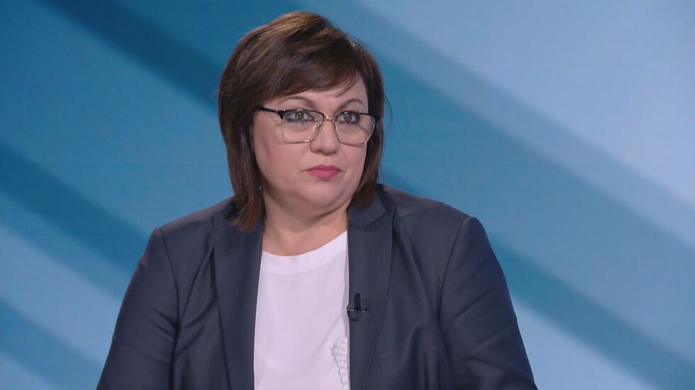 Нинова: В решението на НС не е записано, че ваксините срещу COVID-19 ще са доброволни и безплатни