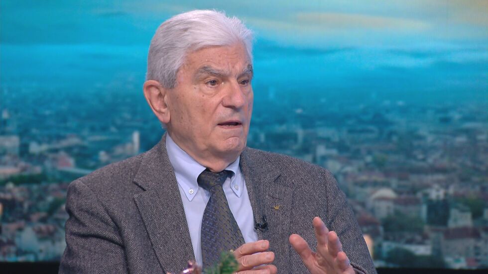 Богдан Петрунов: Зеленият сертификат за антитела е абсурден
