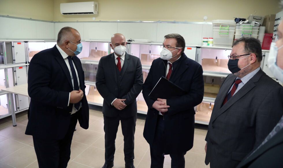 Над 22 000 000 лв. отпуска правителството за проекти, свързани с ваксини 
