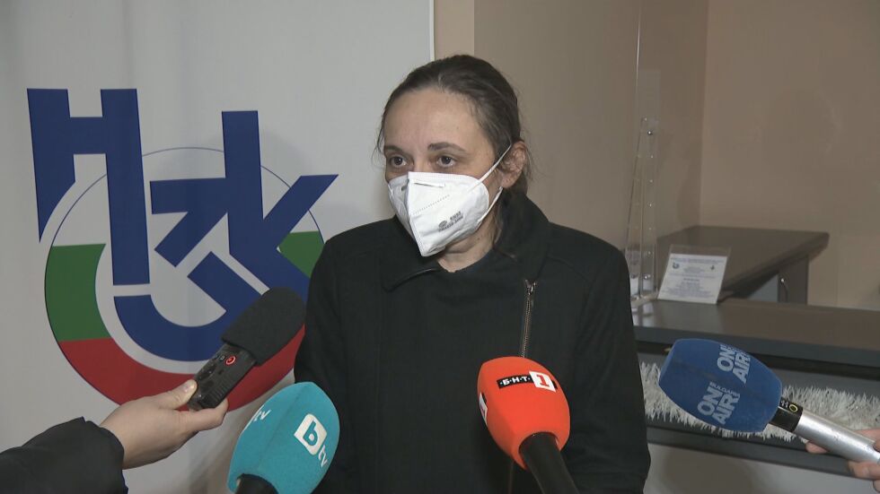 Във вторник медиците на първа линия ще получат допълнителните 1000 лв. за два месеца