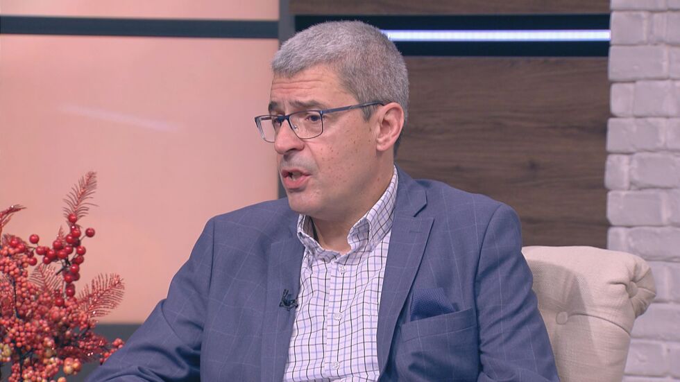 Проф. Илко Гетов: Очакваме одобрение на ваксината на „Пфайзер" на 31 декември